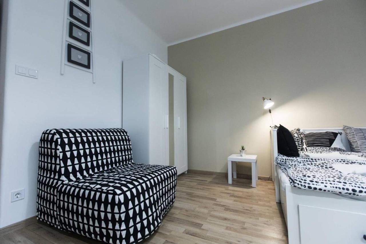 Aqua Stellar Lägenhet Szeged Exteriör bild
