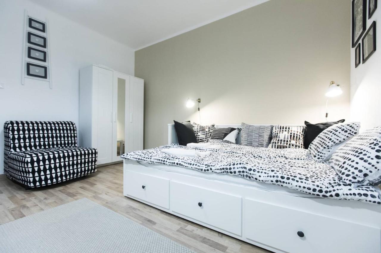Aqua Stellar Lägenhet Szeged Exteriör bild